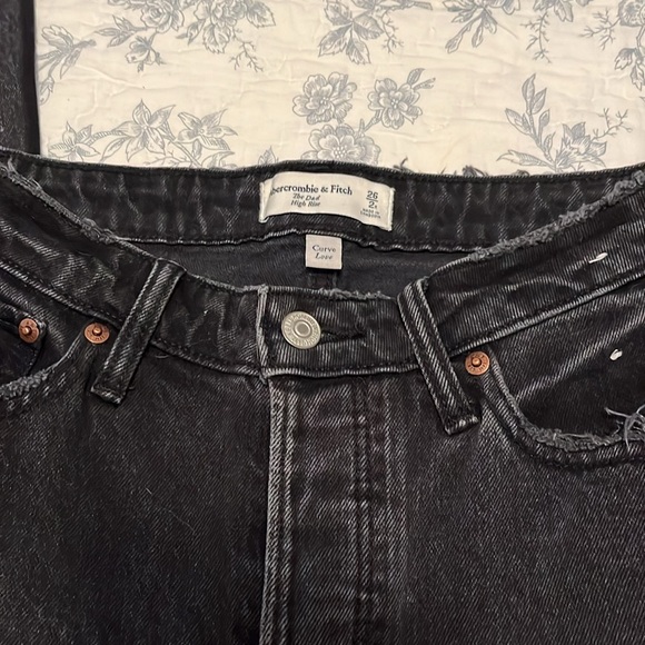 Abercrombie & Fitch Jeans - Picture 2 of 3
